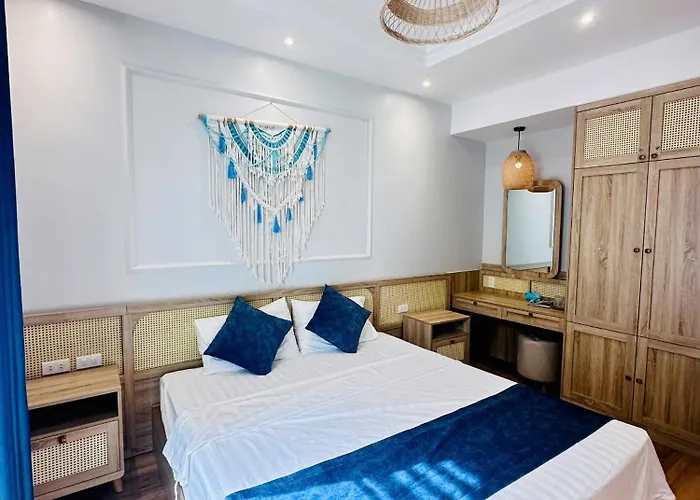 Villa Kay Chinh Chu Noi That Vip 6pn Sat Bien *
